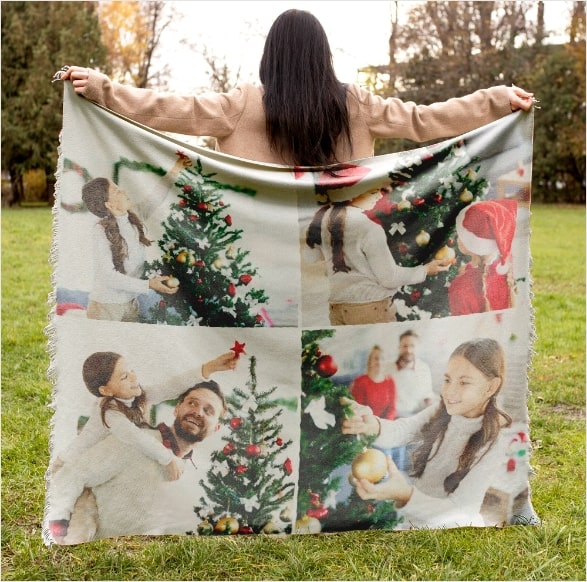 Design Personalized Christmas Blankets with Your Cherished Memories